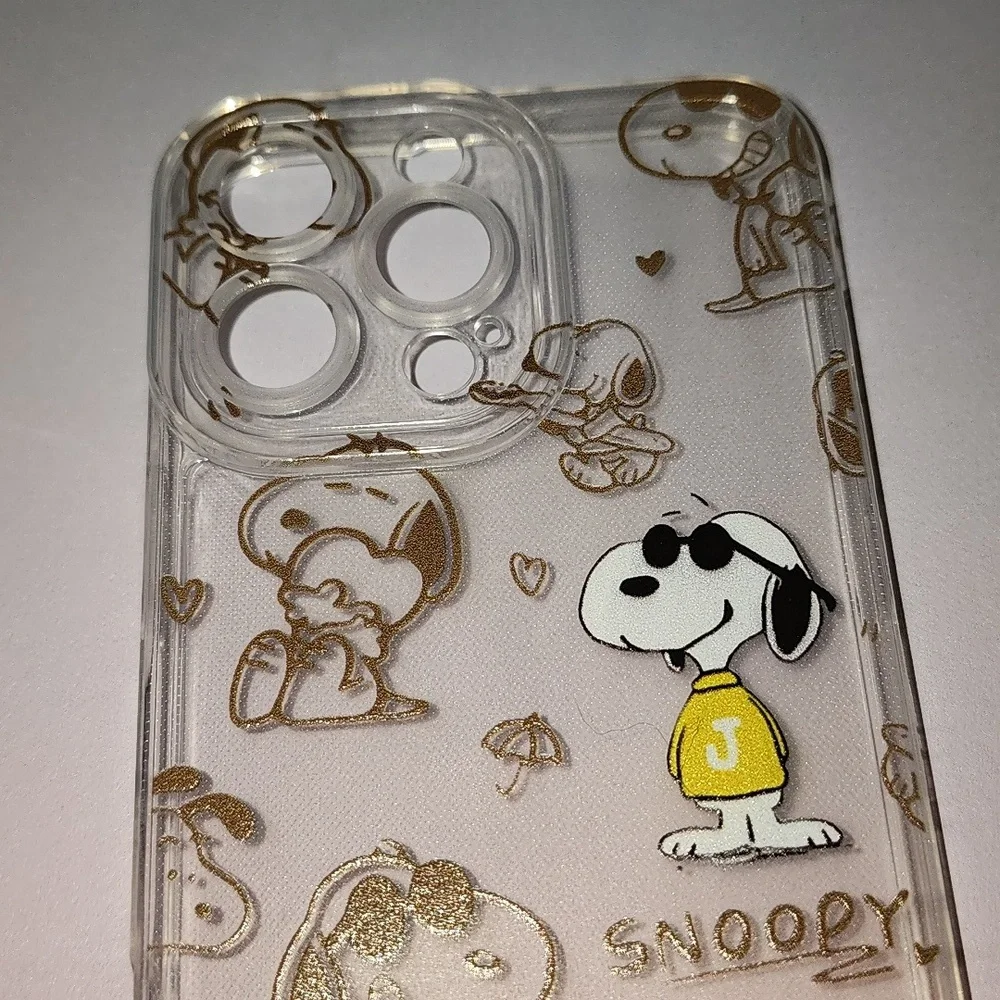 Brand new Apple IPhone 🍎 16 Pro Max Peanuts Snoopy soft Silicone Phone